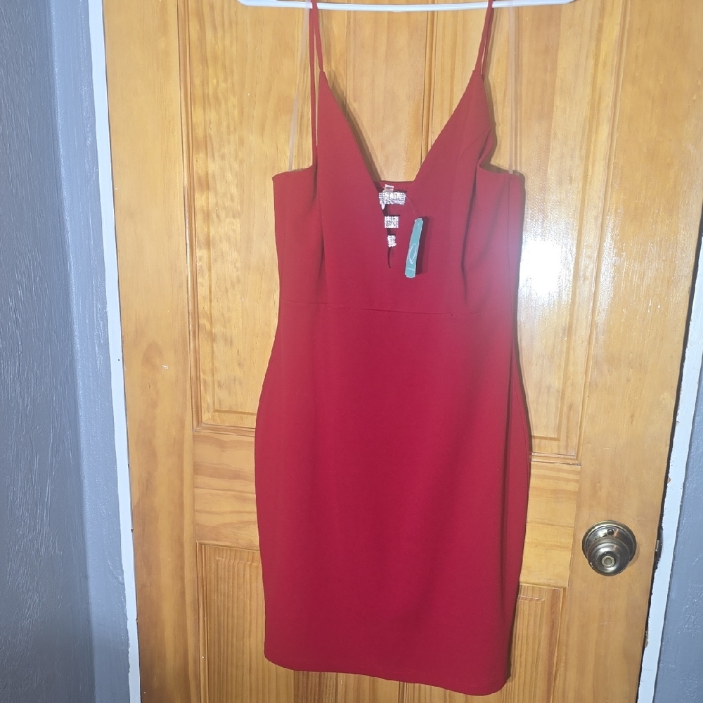 Chic Backless Red Dress NWT P2P 18 RHINESTONE